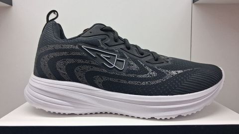 Tenis Modelo Preto