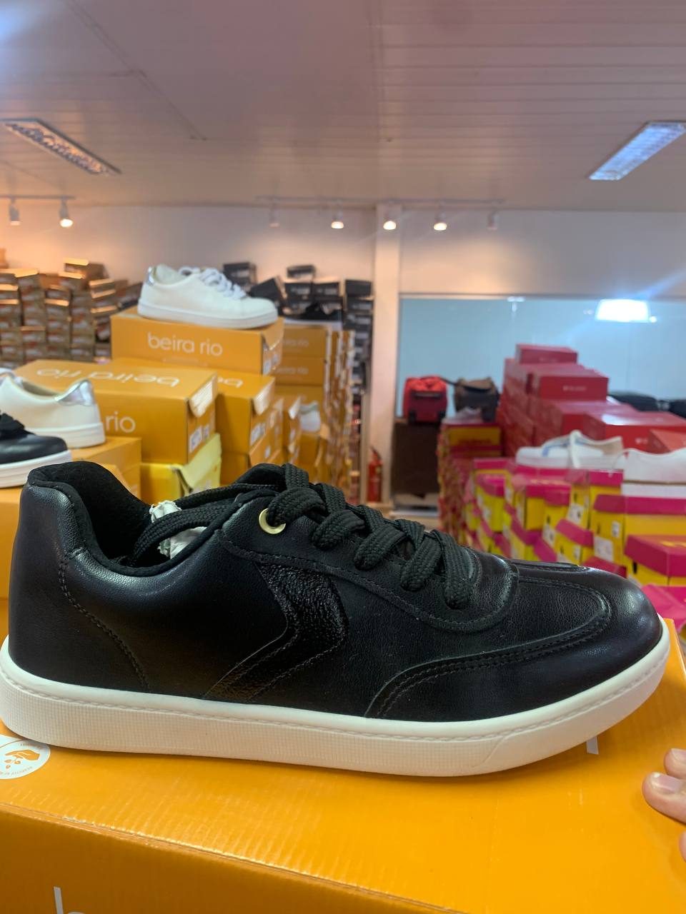 Tenis Fem. de Uso Comum C/ Sola Sint. Cabedal Sint Preto — foto 8