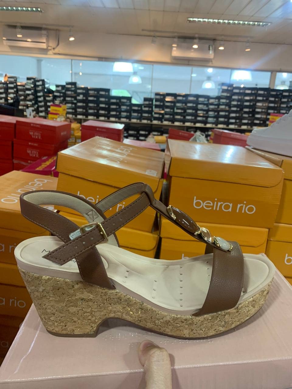 Sandalia Fem. de Uso Comum Avela — foto 1
