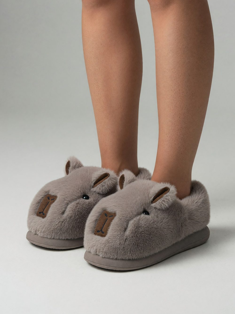 Pantufa de Uso Adulto Marrom — foto 3
