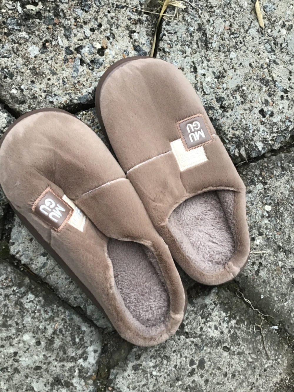 Pantufa de Uso Adulto Marrom — foto 2