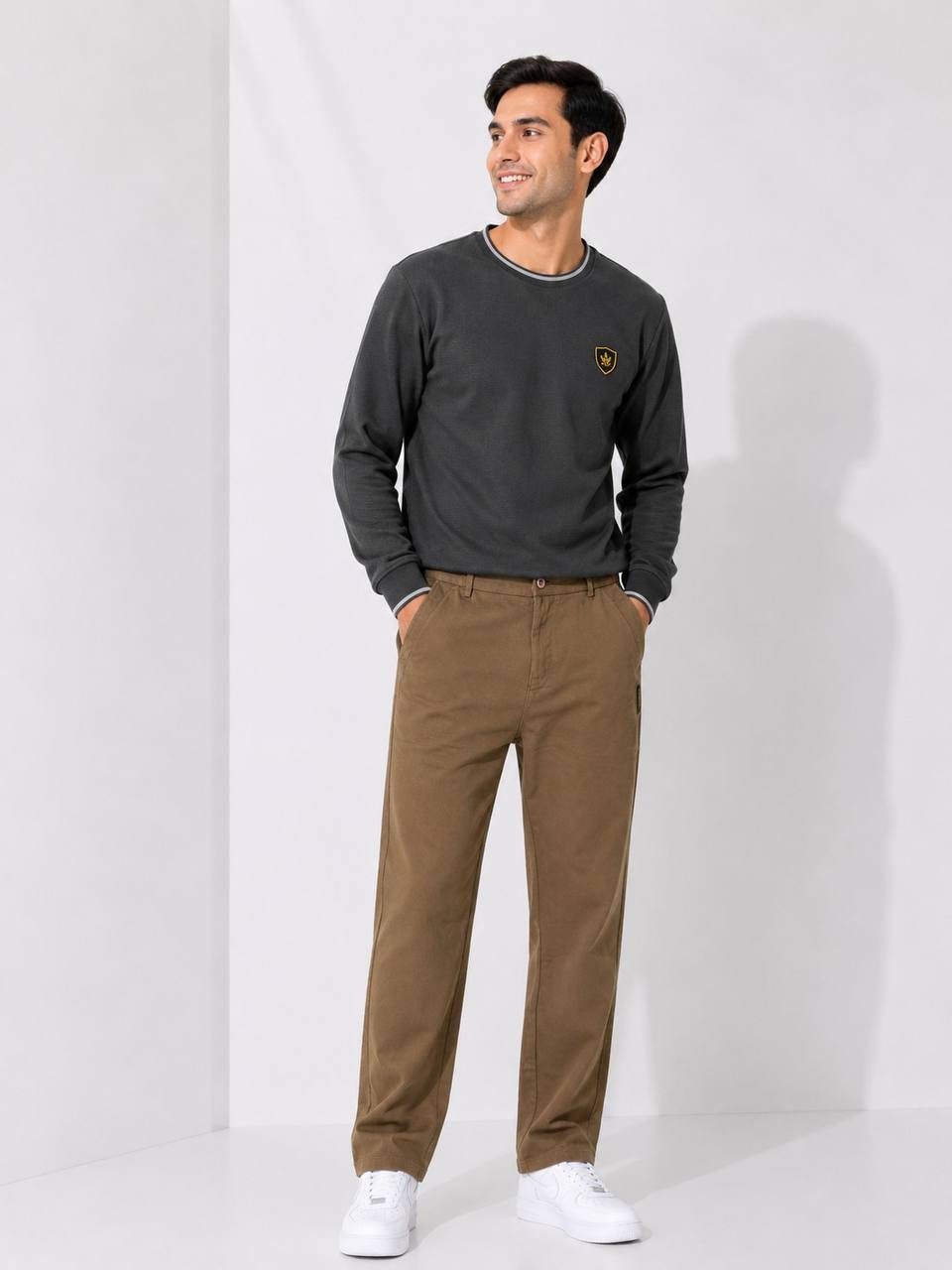 Calça Jeans Masc Marrom — foto 1